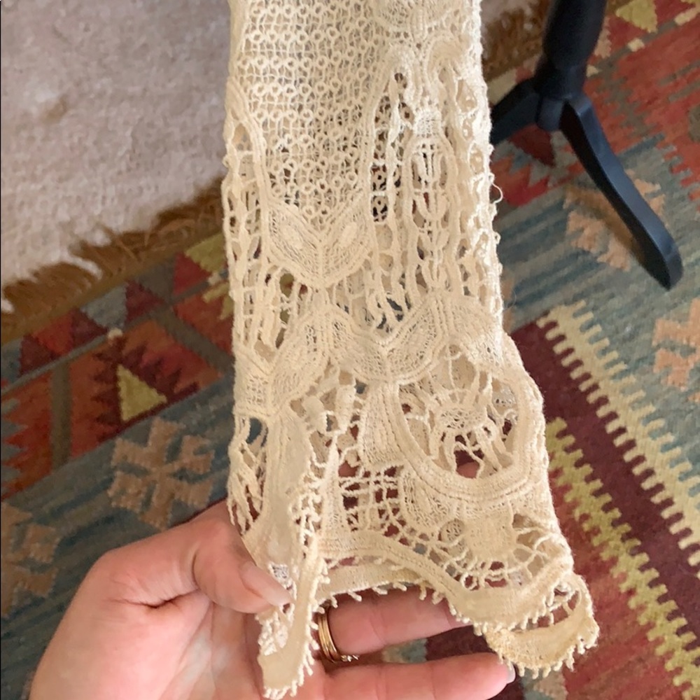 Urban Outfitters Macrame Crochet Style Top XS/S - Picture 3 of 5